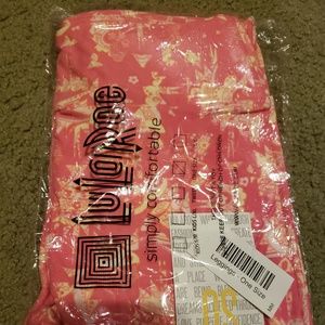 LuLaRoe OS leggings